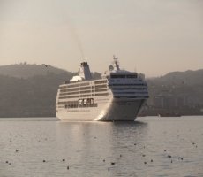 TPS finaliza exitosa temporada de cruceros con el 70% de las naves arribadas en Valparaíso TPS finaliza exitosa temporada de cruceros con el 70% de las naves arribadas en Valparaíso