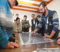 Avanza el trabajo de Fundación Junto al Barrio y TPS en Cerro Los Placeres Avanza el trabajo de Fundación Junto al Barrio y TPS en Cerro Los Placeres