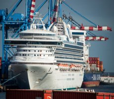 TPS Celebra acuerdo para construir Muelle exclusivo de Cruceros en Valparaíso