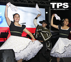 Festival de Cueca y Tonada en Muelle Barón finalizó con lleno total.