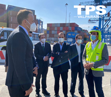 Viceprimer ministro de Irlanda visitó instalaciones de Puerto Valparaíso