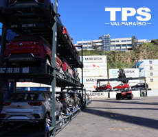 TPS descargó autos en contenedores por primera vez en Chile
