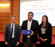 TPS recibe reconocimiento por su compromiso con la Educación Superior Técnico - Profesional