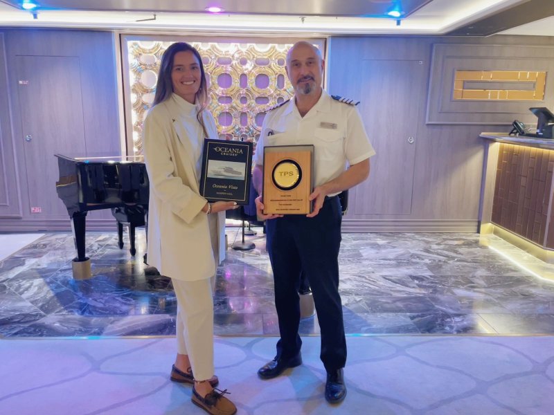 TPS recibe al crucero de lujo “Vista” en su recalada inaugural en Valparaíso