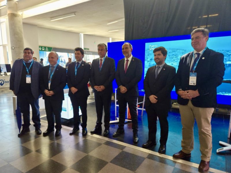TPS y EPV lanzan asistente virtual para potenciar la eficiencia en la cadena logística de puerto Valparaíso